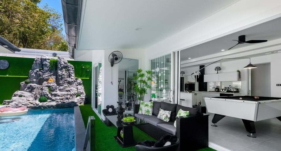 For sale and for rent 5 bedrooms villa in Mueang Phuket, Phuket