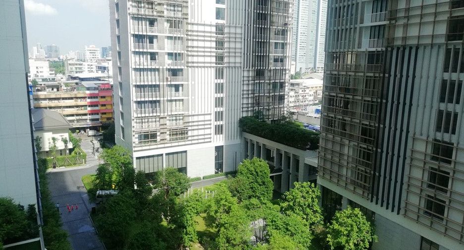 À louer 2 chambres condo à Khlong Toei, Bangkok