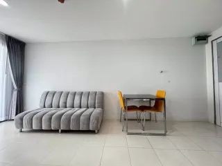 For rent 1 bed condo in Mueang Samut Prakan, Samut Prakan