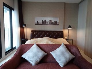 Wohnung zur Miete mit 1 Zimmer in Pathum Wan, Bangkok
