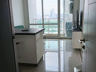 出租 1 卧室 公寓 在 Huai Khwang, 曼谷