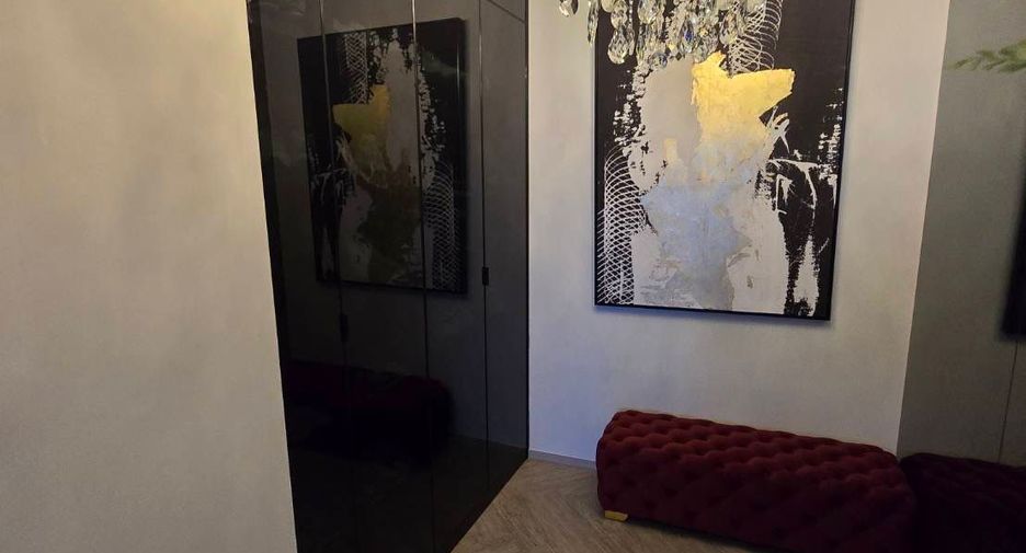 For sale 3 bedrooms condo in Khlong San, Bangkok