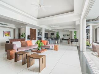 For sale 5 bedrooms villa in Thalang, Phuket