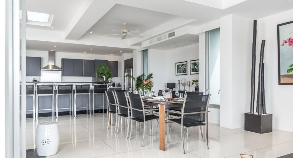 For sale 5 bedrooms villa in Thalang, Phuket