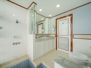 出租 2 卧室 公寓式住宅 在 塔朗, 普吉