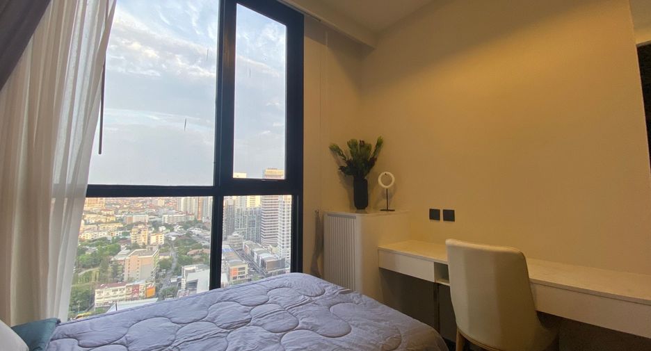 À vendre et à louer 2 chambres condo à Watthana, Bangkok