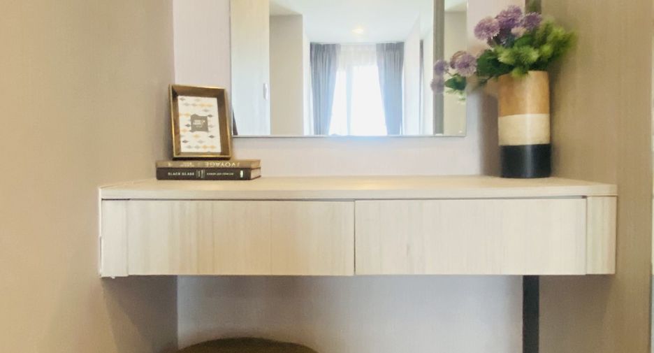 For sale 2 bedrooms condo in Si Racha, Chonburi