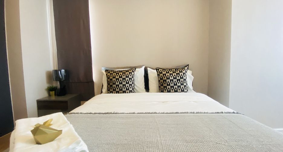 For sale 2 bedrooms condo in Si Racha, Chonburi