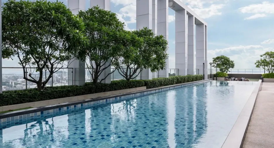 For sale 2 bedrooms condo in Si Racha, Chonburi