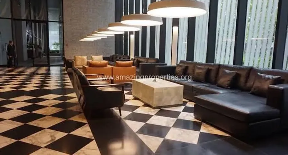 À louer 2 chambres condo à Pathum Wan, Bangkok