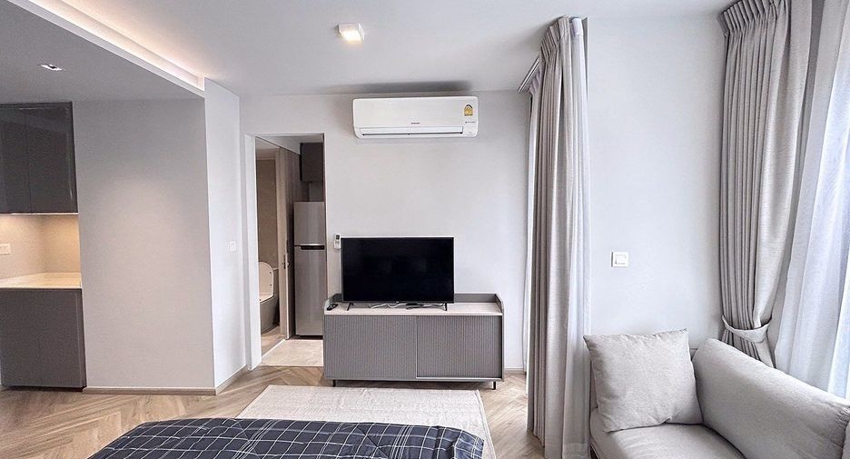 For rent studio condo in Watthana, Bangkok