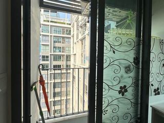 Wohnung zur Miete mit Studio in Huai Khwang, Bangkok