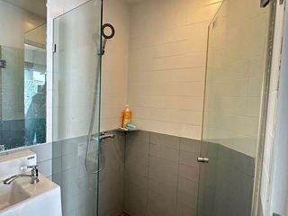 Wohnung zur Miete mit Studio in Huai Khwang, Bangkok