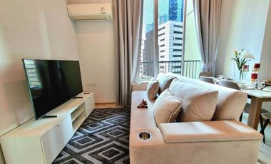 Condo en alquiler de 2 habitaciones en Huai Khwang, Bangkok