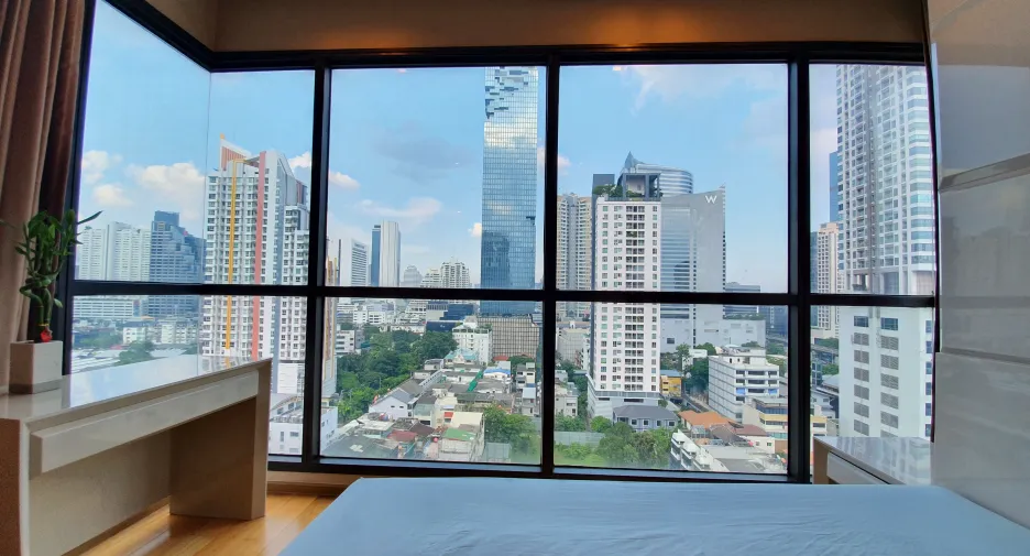 For rent 2 bedrooms condo in Sathon, Bangkok