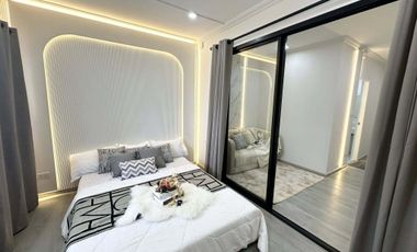 For sale 1 bed condo in Wang Thonglang, Bangkok