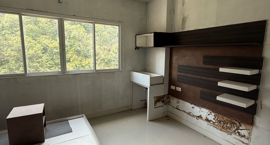 For sale 2 bedrooms condo in Mueang Phuket, Phuket