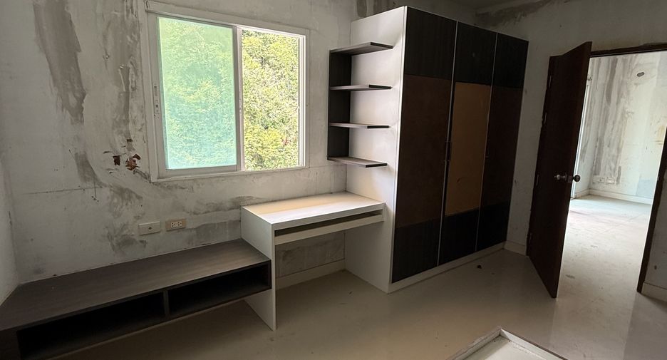 For sale 2 bedrooms condo in Mueang Phuket, Phuket