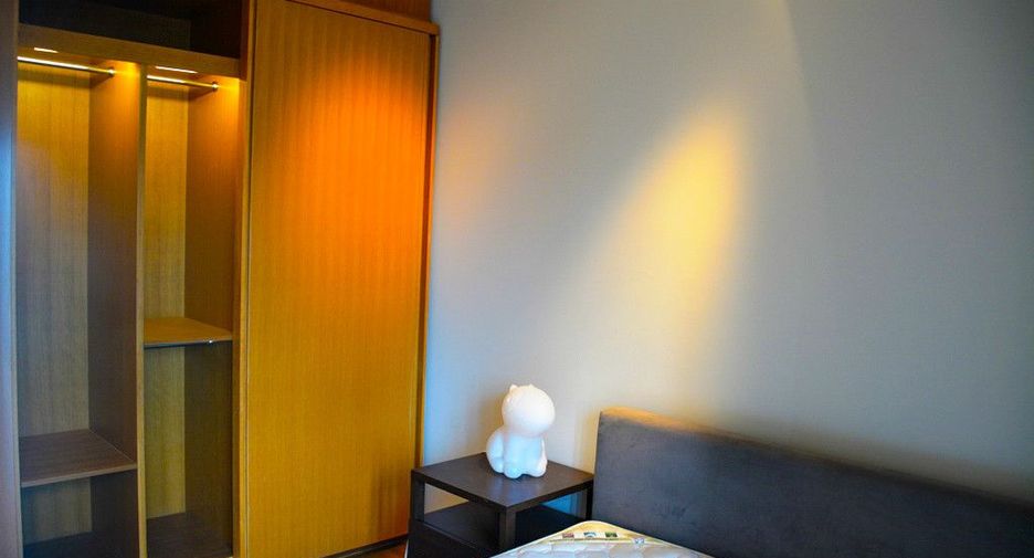 For sale 3 bedrooms condo in Sathon, Bangkok