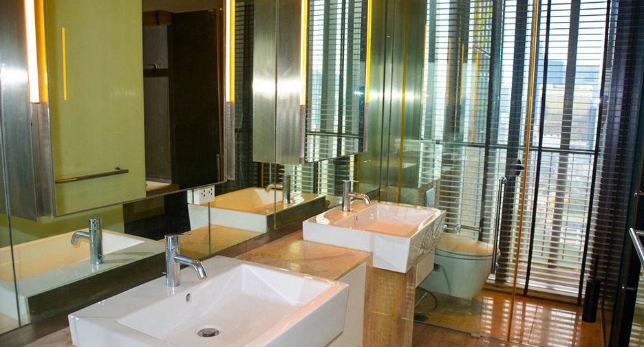 For sale 3 bedrooms condo in Sathon, Bangkok