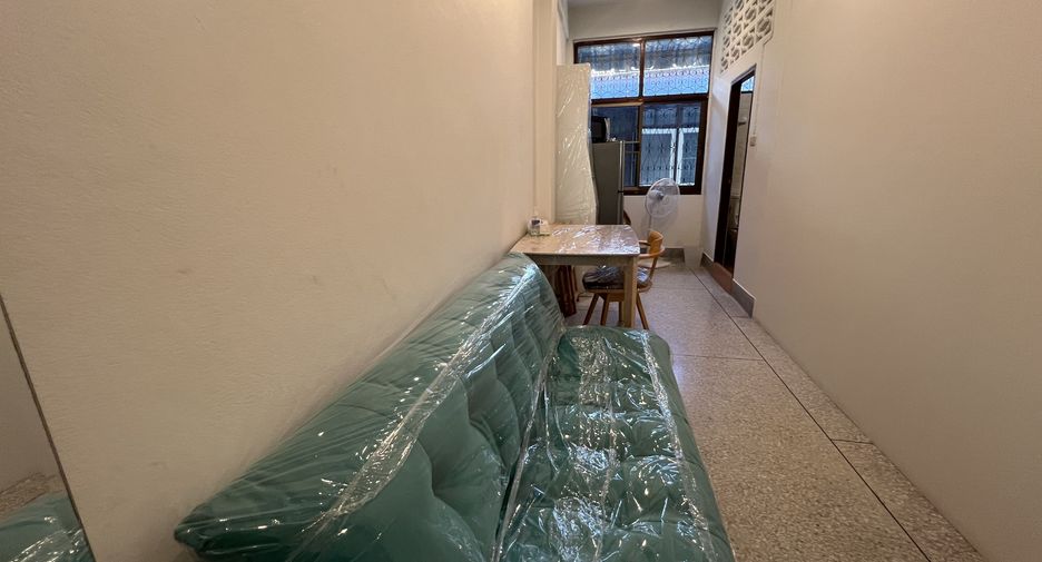 Haus zur Miete mit 4 Zimmer in Samphanthawong, Bangkok