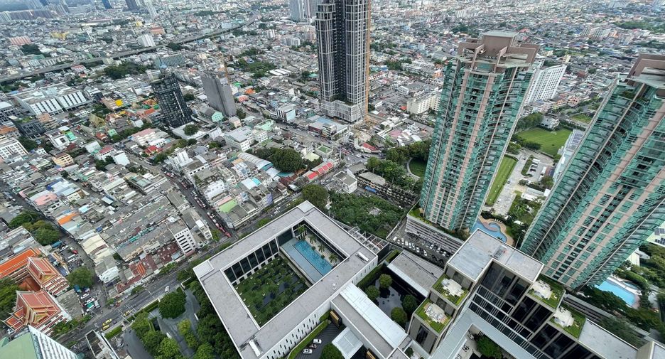 Condo en alquiler de 2 habitaciones en Bang Kho Laem, Bangkok