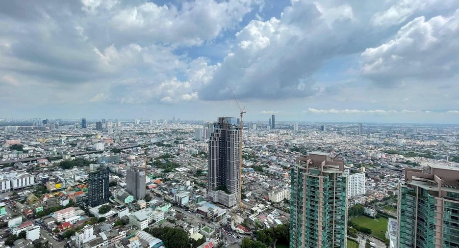Condo en alquiler de 2 habitaciones en Bang Kho Laem, Bangkok