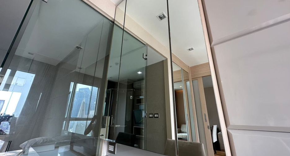 For rent 1 bed condo in Watthana, Bangkok