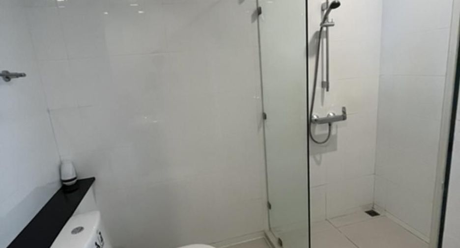 Wohnung zum Kauf mit 1 Zimmer in Bang Na, Bangkok
