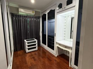 Haus zum Kauf und zur Miete mit 4 Zimmer in Don Mueang, Bangkok