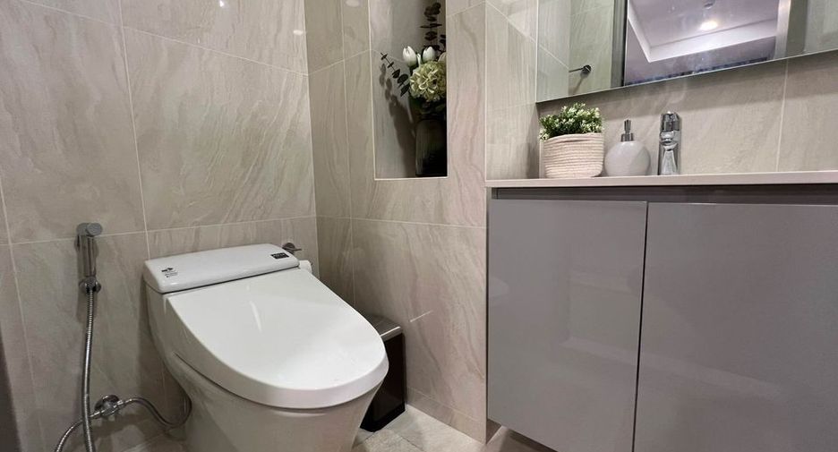 For rent 1 Beds condo in Watthana, Bangkok