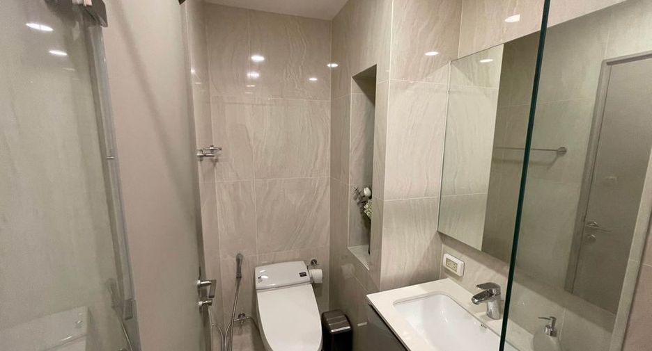 For rent 1 Beds condo in Watthana, Bangkok