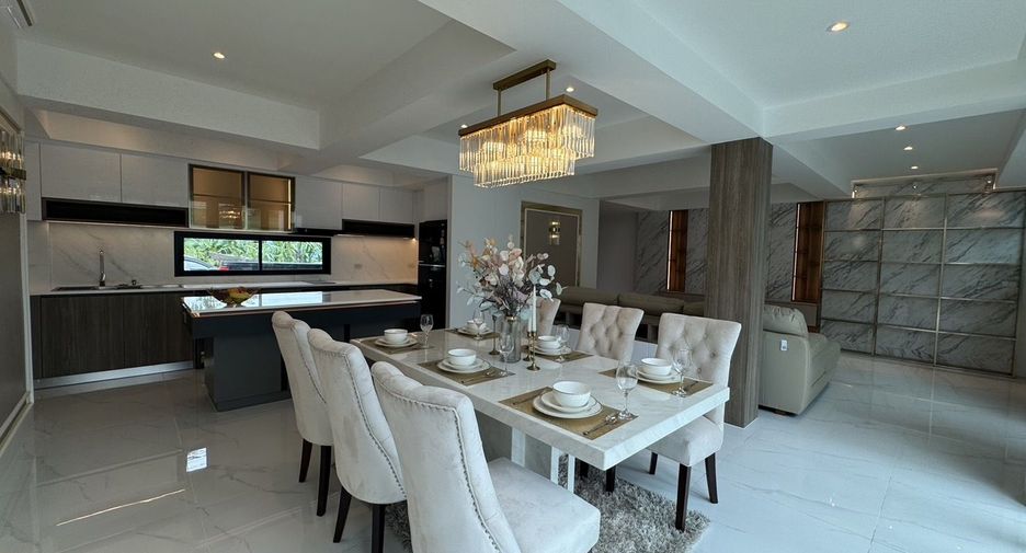 For sale 3 ベッドルーム villa in Mueang Phuket, Phuket