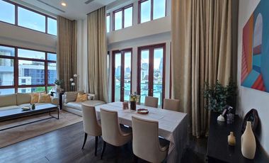For rent 3 bedrooms condo in Khlong Toei, Bangkok