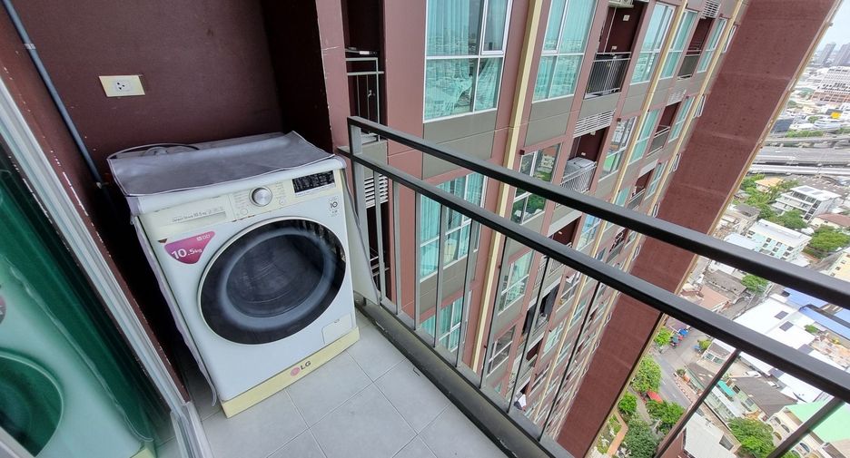 For sale and for rent 3 bedrooms condo in Yan Nawa, Bangkok