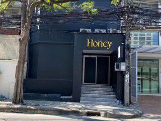 Gewerbefläche zur Miete in Watthana, Bangkok