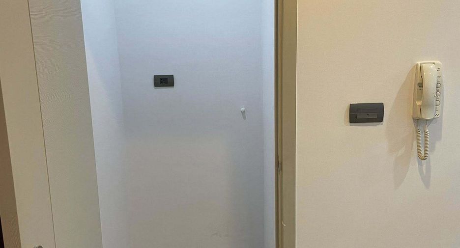 For sale 1 bed condo in Khlong San, Bangkok