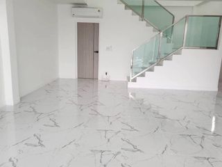 Villa zum Kauf und zur Miete mit 4 Zimmer in Bang Lamung, Chonburi