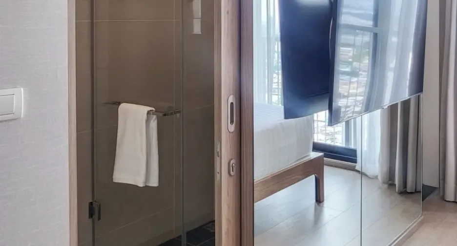For rent studio condo in Khlong Toei, Bangkok