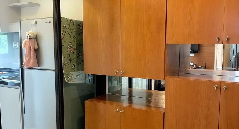 For sale 1 bed condo in Khlong Toei, Bangkok