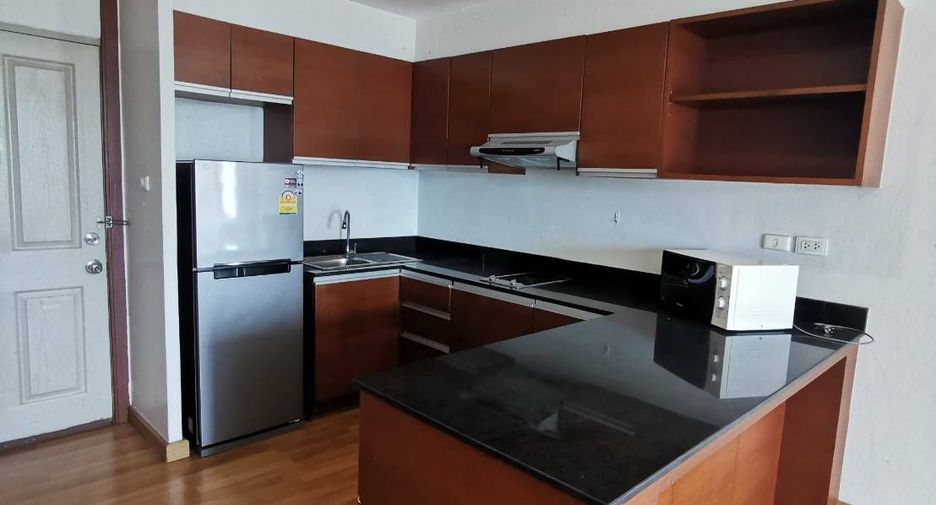 For rent 1 bed condo in Phra Khanong, Bangkok