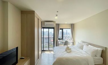 For rent studio condo in Khlong San, Bangkok