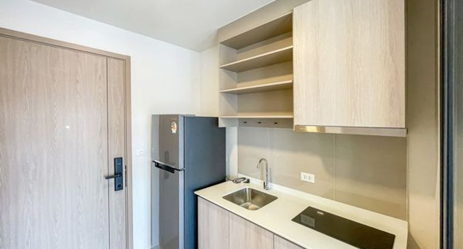 For rent studio condo in Khlong San, Bangkok