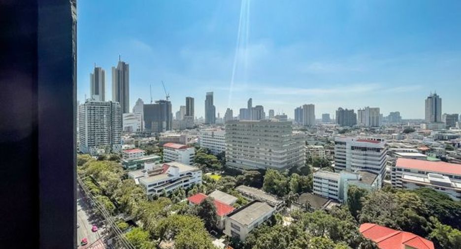 For rent studio condo in Khlong San, Bangkok