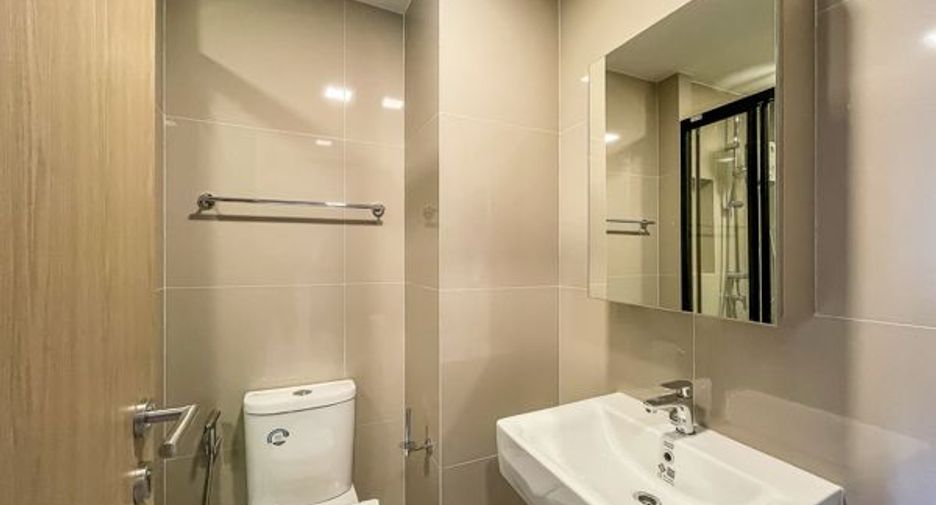 For rent studio condo in Khlong San, Bangkok