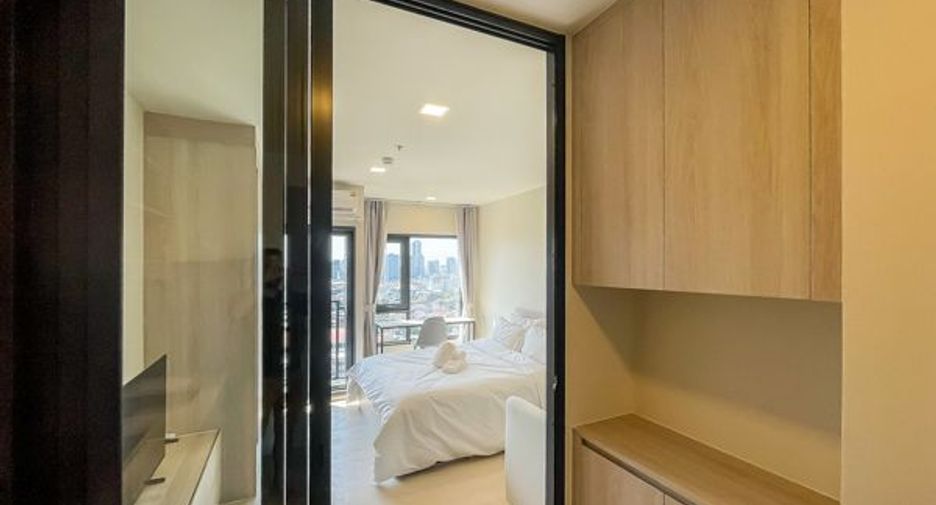 For rent studio condo in Khlong San, Bangkok