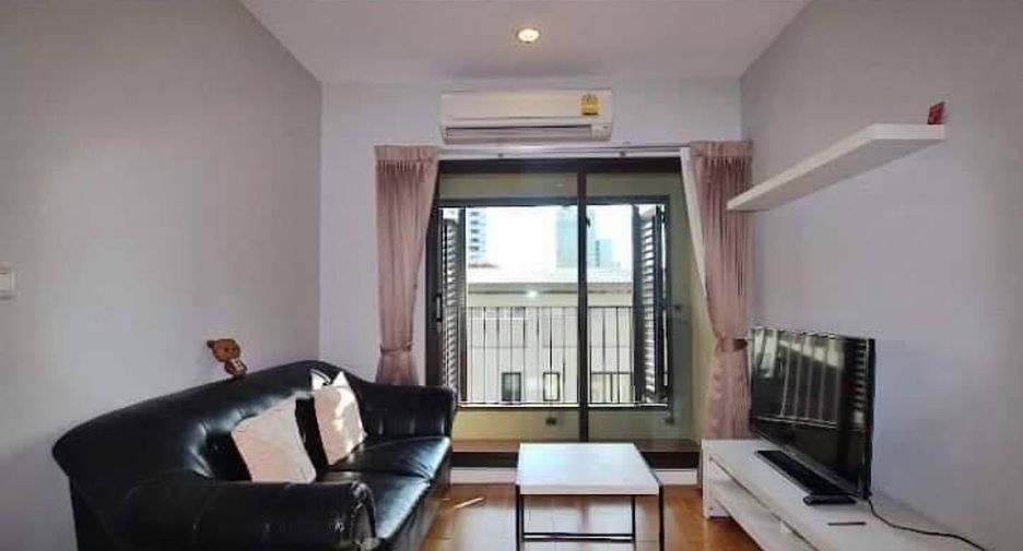 For rent 1 bed condo in Khlong Toei, Bangkok
