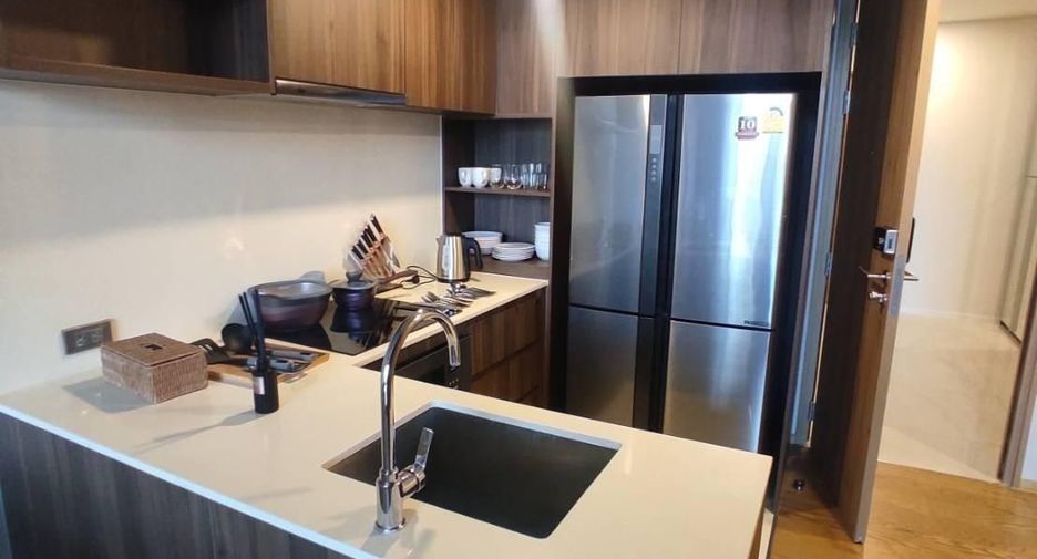 For rent 2 bedrooms condo in Watthana, Bangkok