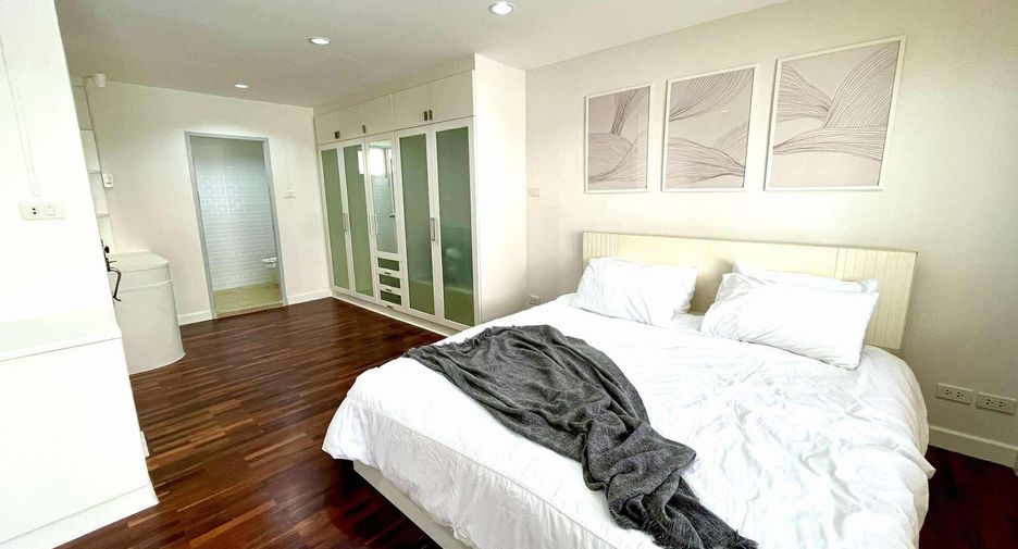 Reihenhaus zur Miete mit 3 Zimmer in Suan Luang, Bangkok