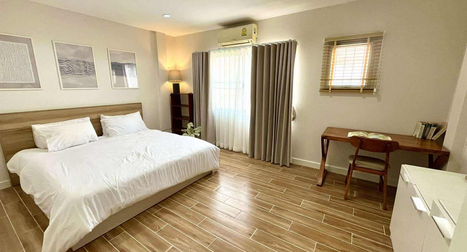 Reihenhaus zur Miete mit 3 Zimmer in Suan Luang, Bangkok